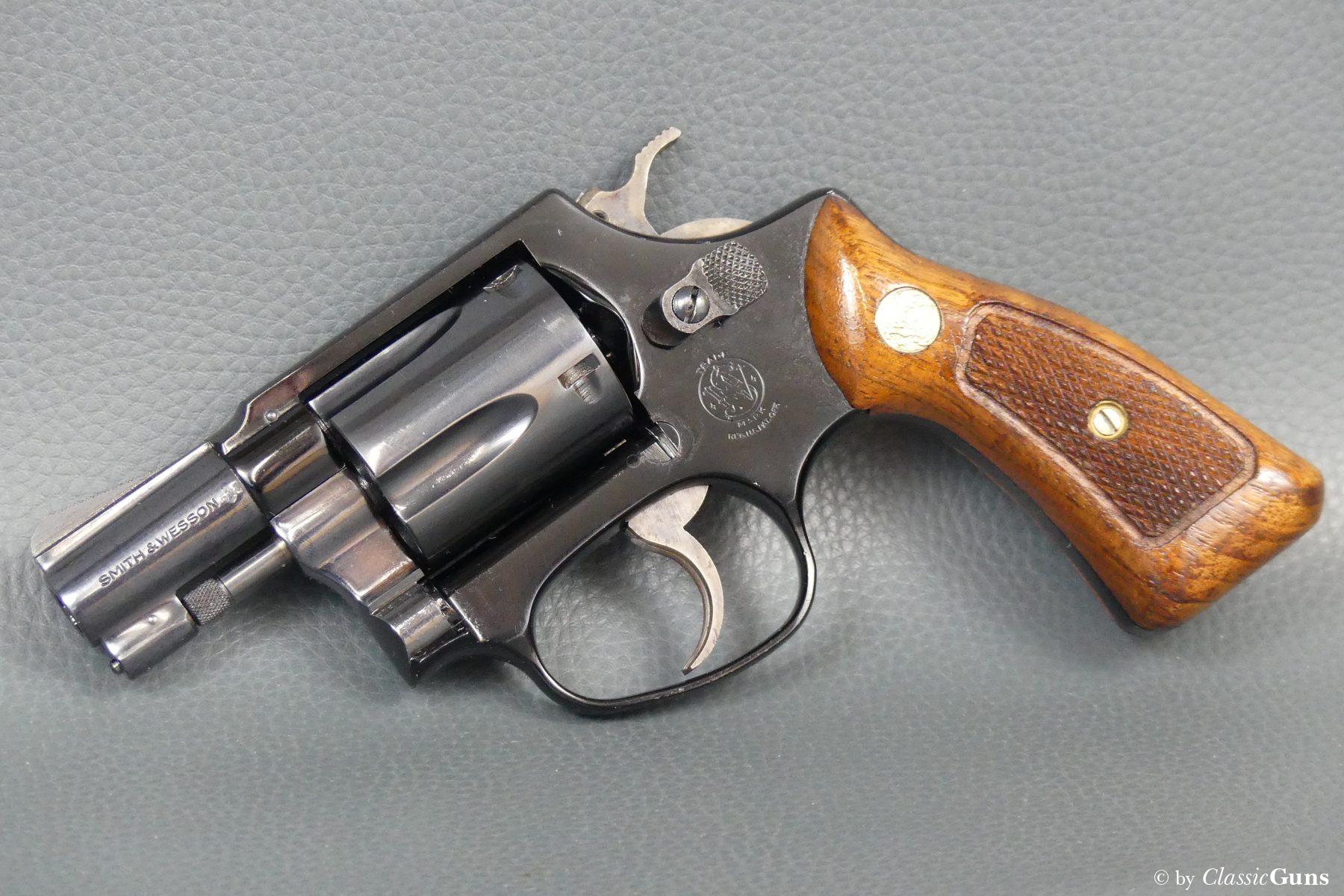 Smith & Wesson Mod. 37 (no dash)