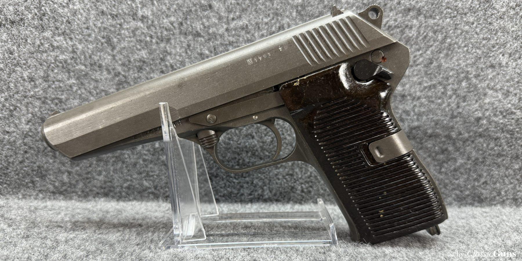 Czech vz. 52 pistol